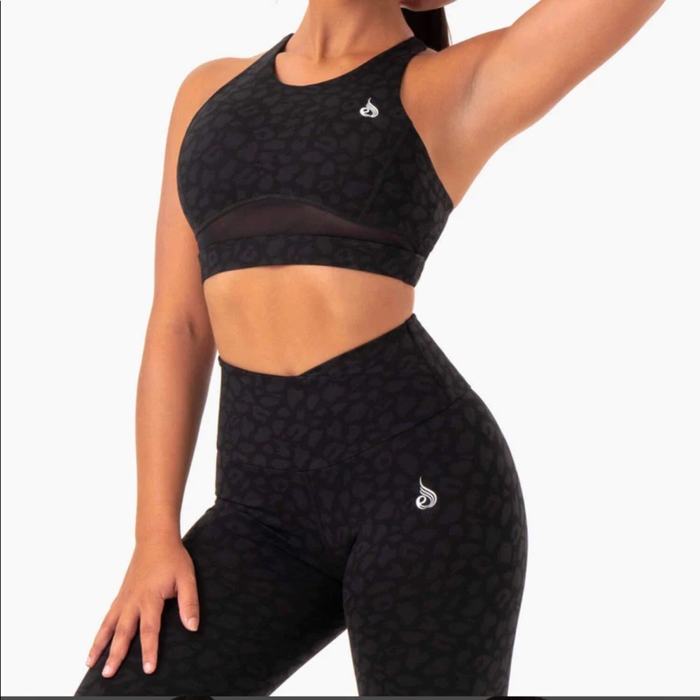 Ryderwear xs leggings/ s sports bra black leopard print
